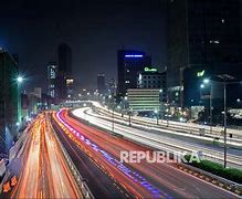 Suasana Siang Hari Di Pinggir Kota Di Indonesia Malam Hari